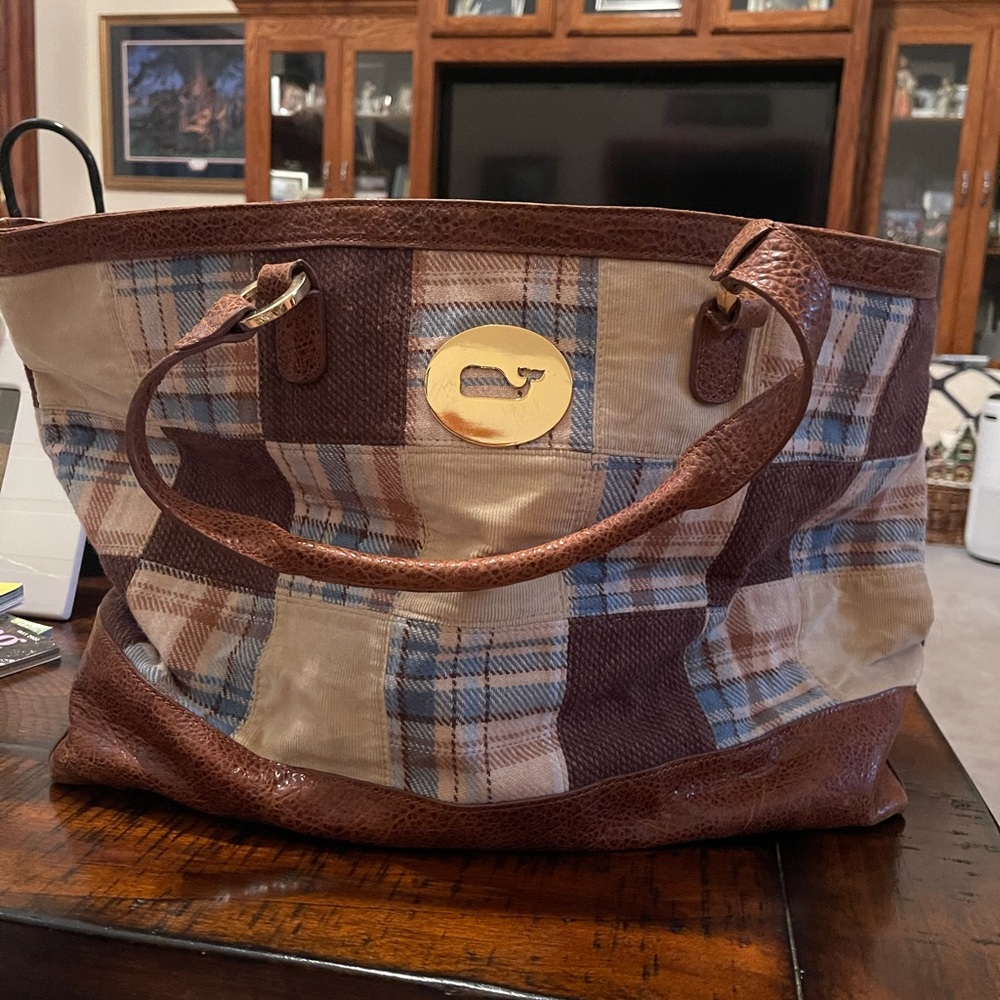 Good used condition vineyard vines large tote